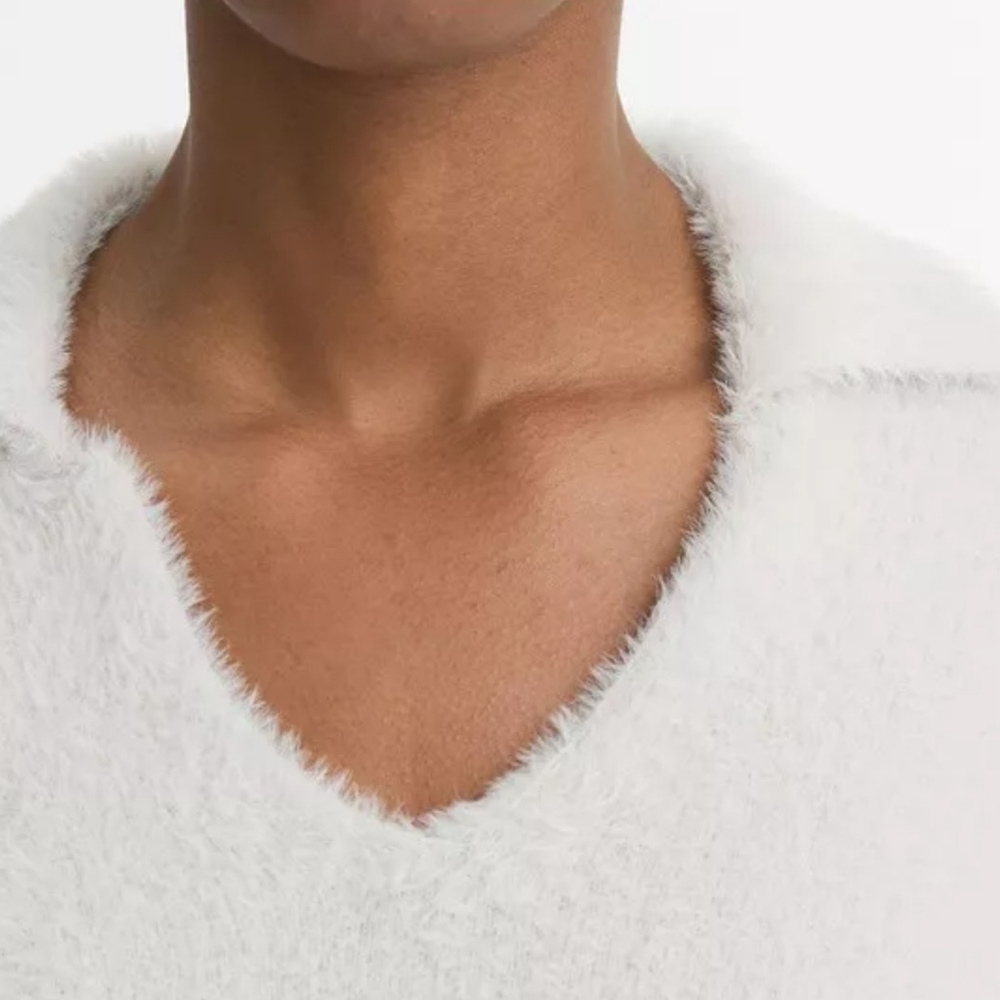 Vince Eyelash Polo Sweater Long Sleeve Soft FuzzyTexture Light Birch Stone M NWT - Picture 5 of 14